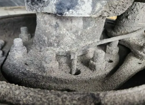 Picture of (Used) 2018 Peterbilt 567, FRONT DIFFERENTIAL HUBS