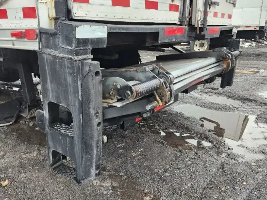 Picture of (Used) 2007 Freightliner M2 112 Medium Duty, POWER LIFT GATE