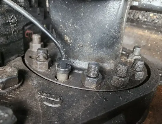 Picture of (Used) 2018 Peterbilt 579, FRONT DIFFERENTIAL HUBS