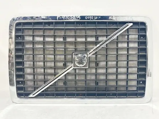 Picture of (Used) Volvo 2017 VNL GRILLES- (Grilles)