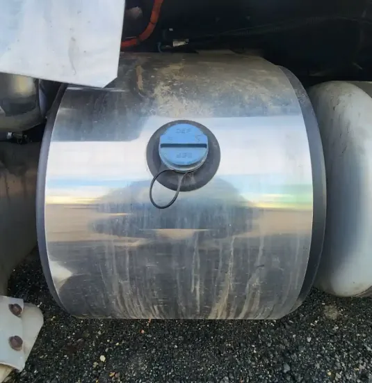 Picture of (Used) 2018 Peterbilt 579, DEF TANK