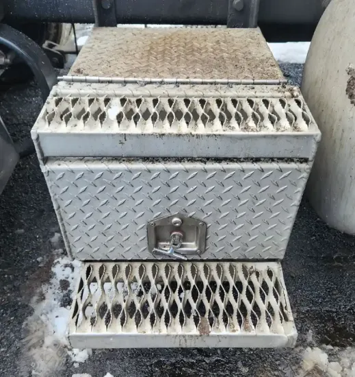 Picture of (Used) 2018 Peterbilt 579, TOOL BOX