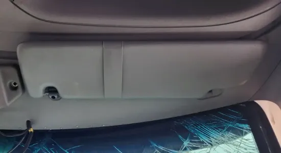 Picture of (Used) 2018 Peterbilt 579, SUN VISOR