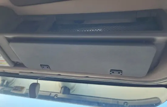 Picture of (Used) 2017 Volvo VNL, SUN VISOR