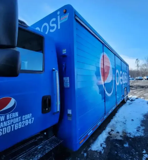 Picture of (Used) 2003 International 4300, BOX BODY