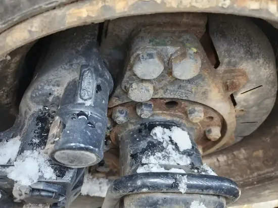 Picture of (Used) 2020 Freightliner Cascadia 126, FRONT DIFFERENTIAL HUBS
