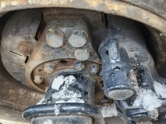 Picture of (Used) 2020 Freightliner Cascadia 126, FRONT DIFFERENTIAL HUBS