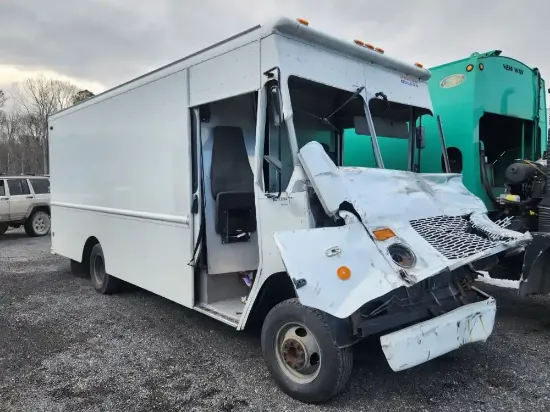 Picture of 2004-workhorse-custom-chassis-p42