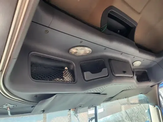 Picture of (Used) 2014 Freightliner Cascadia 125, OVERHEAD STORAGE CONSOLE