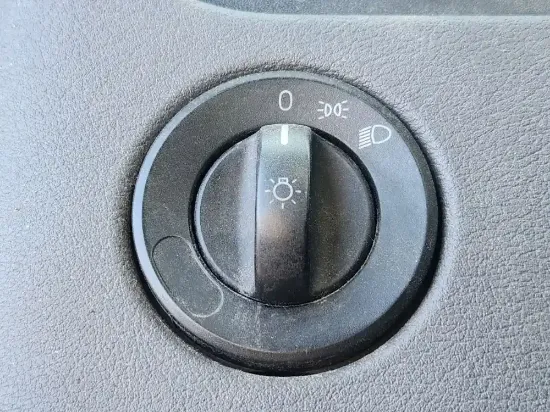 Picture of (Used) 2014 Freightliner Cascadia 125, MISCELLANEOUS DASH SWITCHES