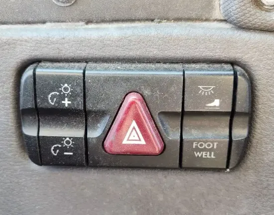 Picture of (Used) 2014 Freightliner Cascadia 125, MISCELLANEOUS DASH SWITCHES