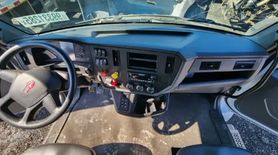 Picture of (Used) 2024 Kenworth T480, DASH ASSEMBLY