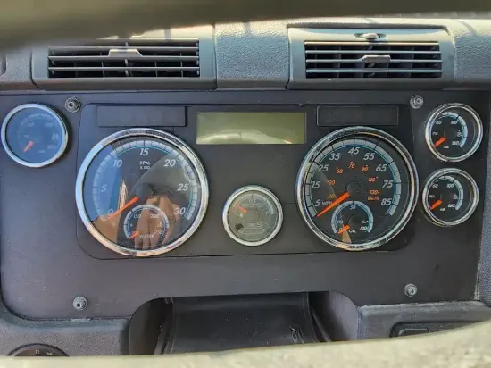 Picture of (Used) 2014 Freightliner Cascadia 125, INSTRUMENT CLUSTER