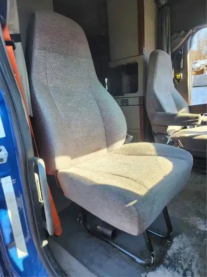 Picture of (Used) 2014 Freightliner Cascadia 125, SEAT