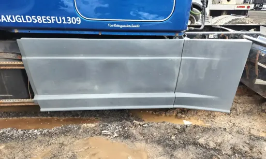 Picture of (Used) 2014 Freightliner Cascadia 125, TANK FAIRINGS