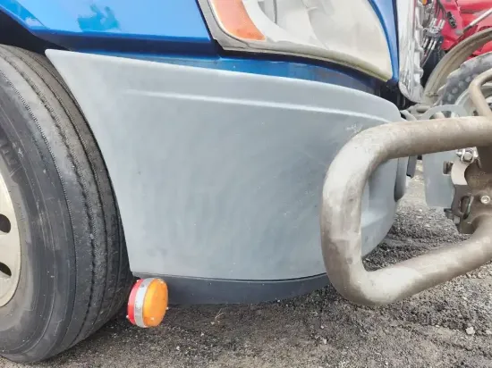 Picture of (Used) 2014 Freightliner Cascadia 125, BUMPER