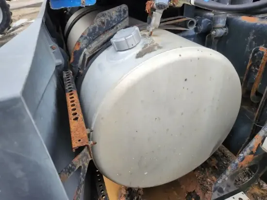 Picture of (Used) 2014 Freightliner Cascadia 125, FUEL TANK