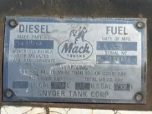 Picture of (Used) 1995 Mack RD688S, FUEL TANK