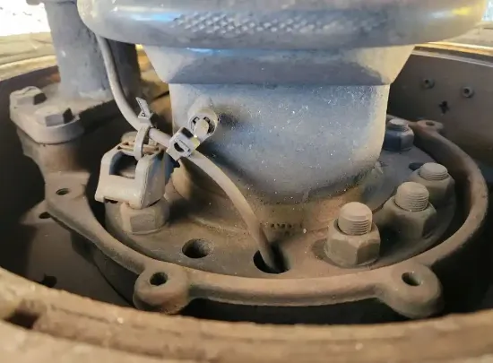 Picture of (Used) 2015 Freightliner M2 106, DIFFERENTIAL HUBS