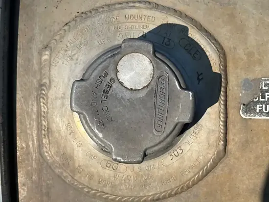 Picture of (Used) 2014 Freightliner Cascadia 113, FUEL TANK