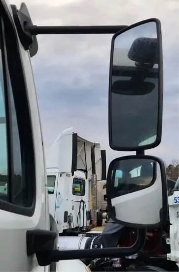 Picture of (Used) 2015 Freightliner M2 106, SIDE VIEW MIRROR