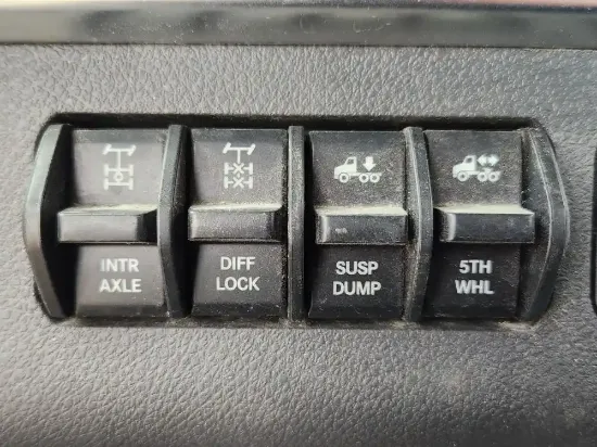 Picture of (Used) 2024 Western Star 47X, MISCELLANEOUS DASH SWITCHES