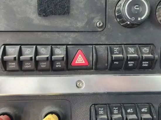 Picture of (Used) 2024 Western Star 47X, MISCELLANEOUS DASH SWITCHES