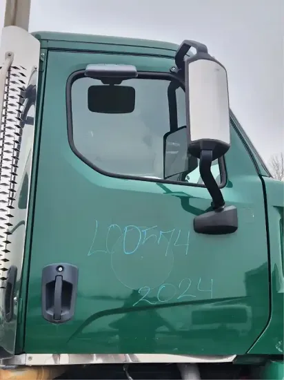 Picture of (Used) 2024 Western Star 47X, DOOR