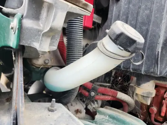 Picture of (Used) 2024 Western Star 47X, WINDSHIELD WASHER RESERVOIR