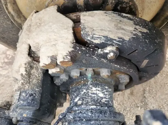 Picture of (Used) 2024 Western Star 47X, REAR DIFFERENTIAL HUBS