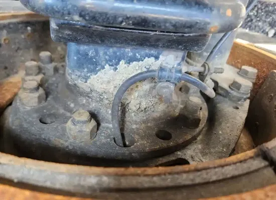 Picture of (Used) 2019 Freightliner Cascadia 126, FRONT DIFFERENTIAL HUBS