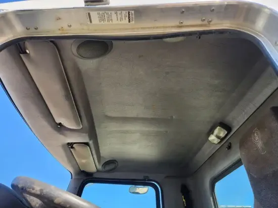 Picture of (Used) 2018 Kenworth T270, HEAD LINER