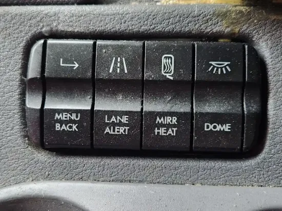 Picture of (Used) 2018 Freightliner Cascadia 125, MISCELLANEOUS DASH SWITCHES