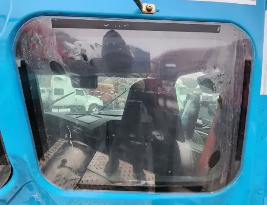 Picture of (Used) 2024 Freightliner Cascadia 126, BACK GLASS