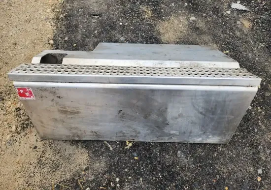 Picture of (Used) 2020 International HX520, BATTERY BOX COVER