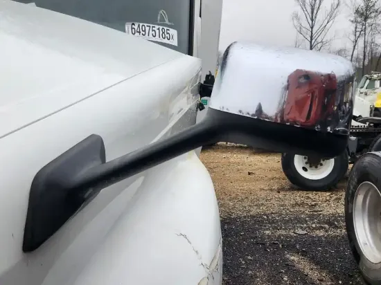 Picture of (Used) 2019 International LT625, MIRROR