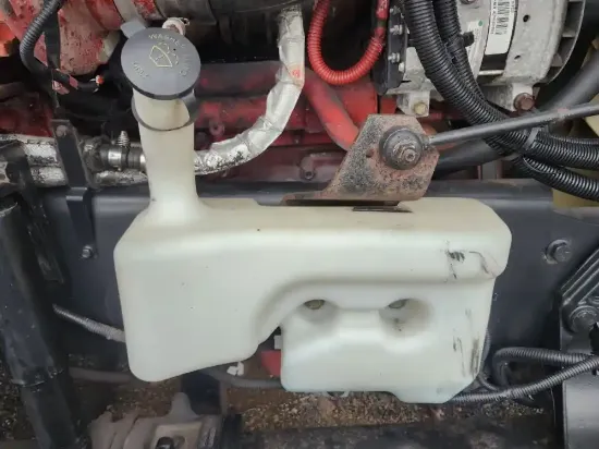 Picture of (Used) 2019 International LT625, WINDSHIELD WASHER RESERVOIR