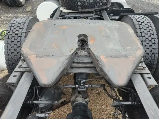 Picture of (Used) 2019 International LT625, FIFTH WHEEL