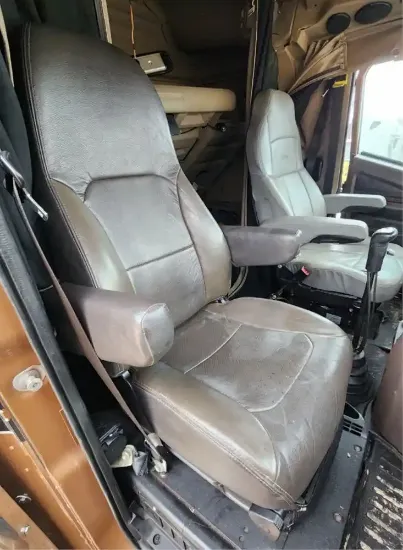 Picture of (Used) 2020 International HX520, SEAT