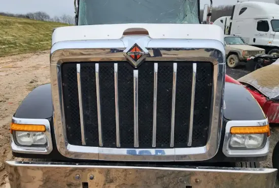 Picture of (Used) 2020 International HX520, HOOD ASSEMBLY