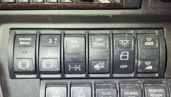 Picture of (Used) 2019 International LT625, MISCELLANEOUS DASH SWITCHES