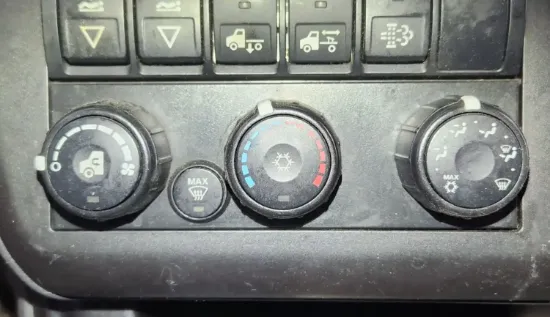 Picture of (Used) 2019 International LT625, TEMPERATURE CONTROL ASSEMBLY