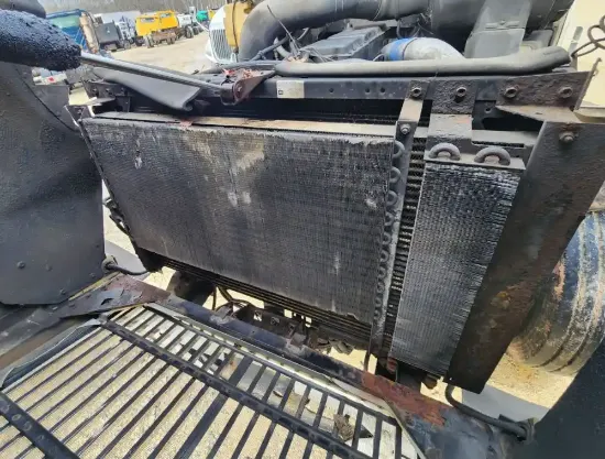 Picture of (Used) 2000 International 9400, INTERCOOLER