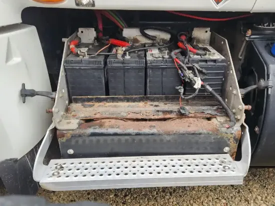 Picture of (Used) 2015 International PROSTAR, BATTERY BOX