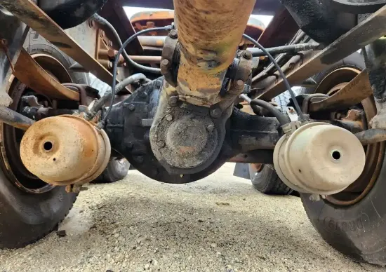 Picture of (Used) 2000 International 9400, COMPLETE FRONT REAR TANDEM