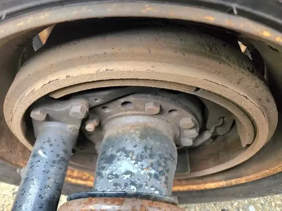 Picture of (Used) 2015 International PROSTAR, FRONT DIFFERENTIAL HUBS