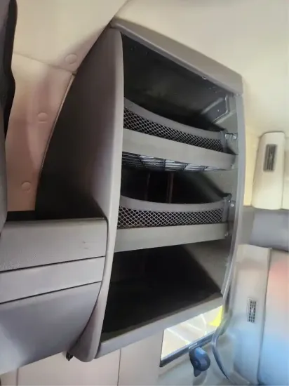 Picture of (Used) 2015 International PROSTAR, SLEEPER CABINETS