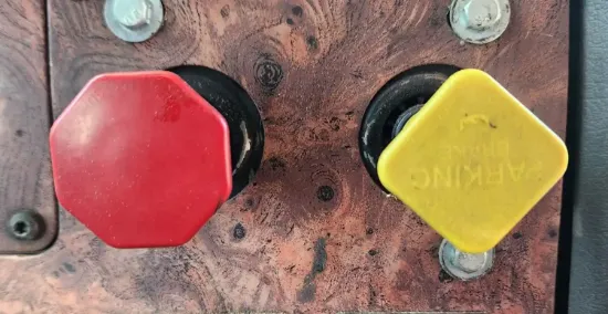 Picture of (Used) 2000 International 9400, MISCELLANEOUS DASH SWITCHES