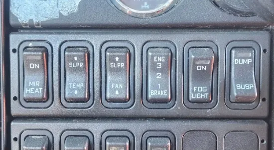 Picture of (Used) 2015 International PROSTAR, MISCELLANEOUS DASH SWITCHES