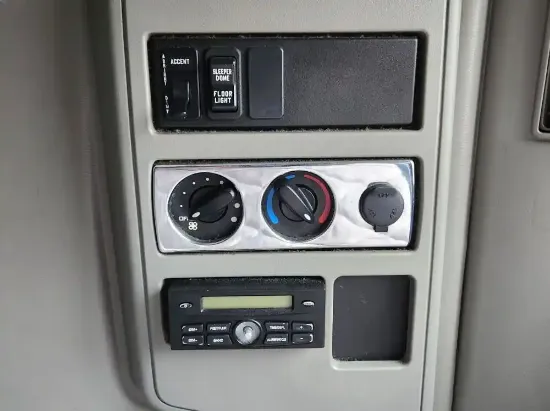 Picture of (Used) 2015 International PROSTAR, SLEEPER CONTROL PANEL